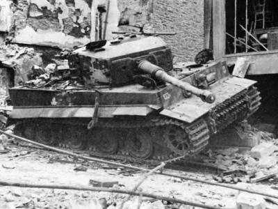 Panzer VI Tiger Ausf E of schwere SS-Panzer-Abteilung 101, tank number 111 – Normandy 1944