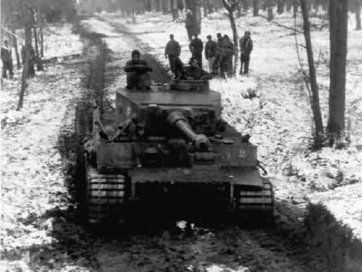 Waffen SS Panzer VI Tiger code S13 of Schwere Panzerkompanie SS-Panzer Regiment 2 Das Reich Eastern Front winter