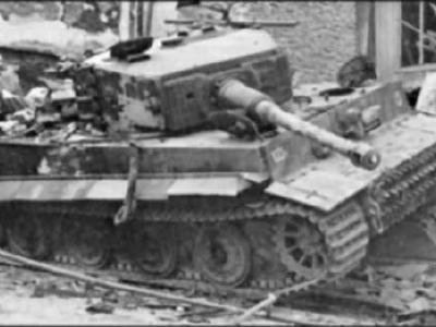 Tiger Ausf E of schwere SS-Panzer-Abteilung 101, tank number 111 – Villers-Bocage Normandy 1944