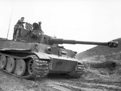 Tiger I number 131 of schwere Panzer-Abteilung 501, Afrika Korps Tunisia 1943