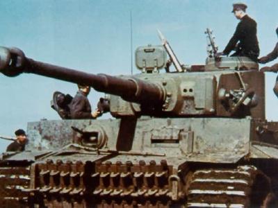 Panzer VI Tiger code 21 of the 13./Panzerregiment Grossdeutschland – color photo