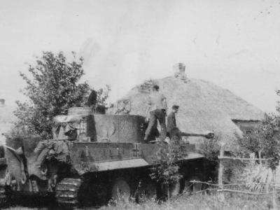 Tiger tank schwere panzer abteilung 503 334 rear view