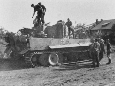 Tiger I tank 42