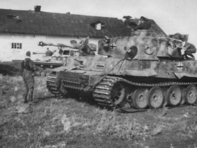 Panzerkampfwagen VI Tiger of Schwere Panzer-Abteilung 503, tank number 334