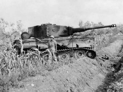Tiger tank of the Schwere Panzer Abteilung 508, Villa Bonnaza Italy