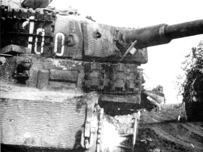 Tiger I tank number 100 of Schwere Panzer-Abteilung 507 1944