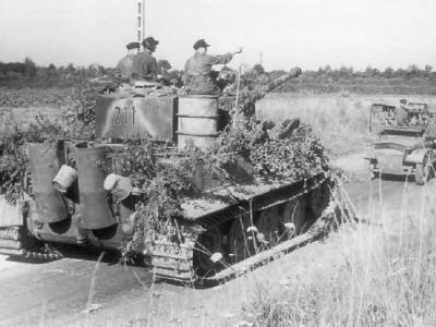 Panzer VI Tiger Ausf E of Schwere SS-Panzer-Abteilung 102, tank number 211