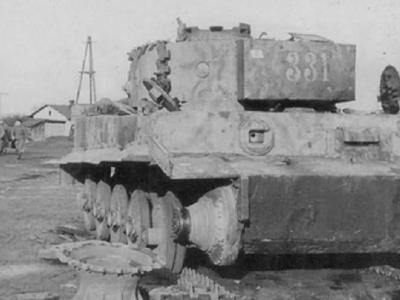 Panzerkampfwagen VI Tiger I of Schwere Panzer-Abteilung 509, tank number 331