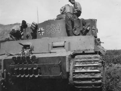 PzKpfw VI Ausf. E Tiger I of Schwere Panzer-Abteilung 503, tank number 334 front view