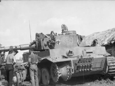 German heavy tank PzKpfw VI Ausf. E Tiger I of Schwere Panzer-Abteilung 503, tank number 334