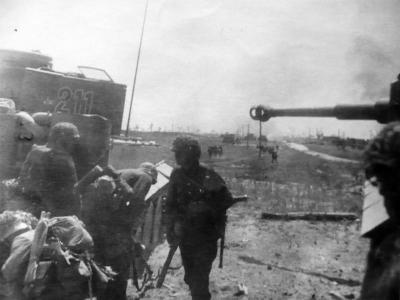 Panzerkampfwagen VI Tiger of Schwere Panzer-Abteilung 503, tank number 211 Kursk July 1943