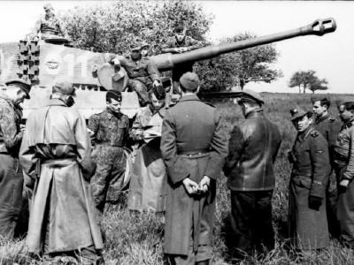 Panzer VI Tiger Ausf E of schwere SS-Panzer-Abteilung 101, tank code 311 Normandy 1944
