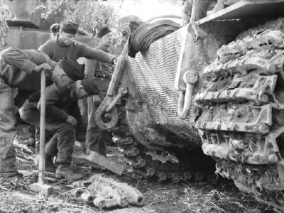 Tiger I tank (with zimmerit) of schwere Panzer-Abteilung 508 Italy 1944