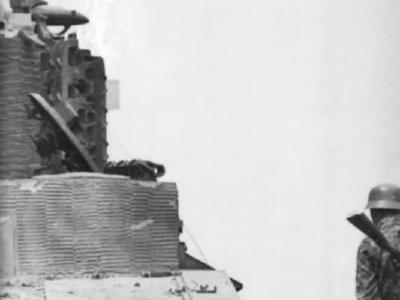 Villers Bocage Soldat and Panzer VI Tiger tank