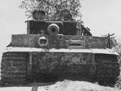 Tiger I tank code A2 of schwere Panzer-Abteilung 508 Italy 1944 2