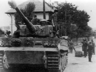 Tiger code A12 of the III Battalion Panzer Regiment Grossdeutschland 1944