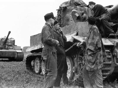 Tiger 224 of schwere Panzer Abteilung 503, Normandy. Tank with zimmerit