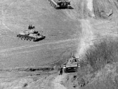 Tigers, Pzkpfw III and T-34 of the Das Reich Division, Kursk 1943