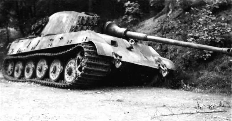 Tiger 2 tank 101 | World War Photos