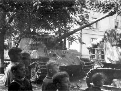 King Tiger tank of the schwere Panzer Abteilung 503. Třeboň Czechoslovakia 3