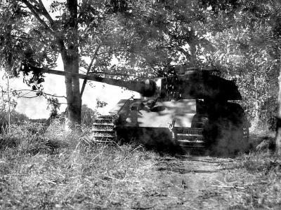 German Tiger 2 tank 90
