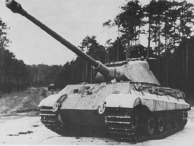 Tiger 2 tank with porsche turret 19