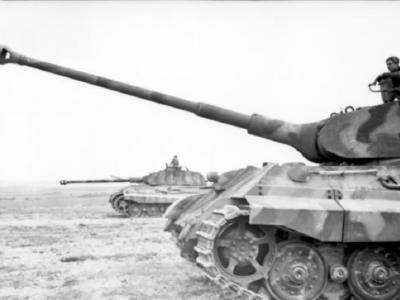 Tiger II tank with porsche turret of the schwere Panzer Abteilung 503. Tank number 322.