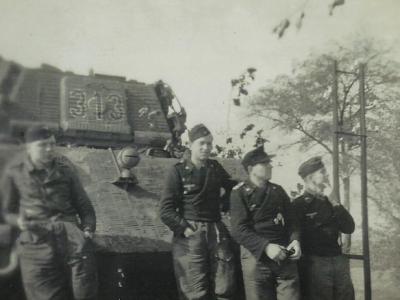 King Tiger tank with zimmerit of the schwere Panzer Abteilung 503. Tank number 313