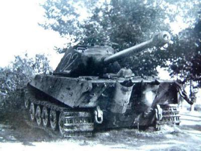 King Tiger tank 02 with porsche turret of funklenk Schwere Panzerkompanie 316