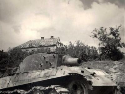 Tiger II tank of the schwere panzer abteilung 509 1945 2