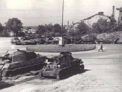 German Tiger II and Panzer IV tanks
