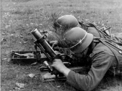 Grossdeutschland 2007 1005 501 Soldaten am leichten Granatwerfer