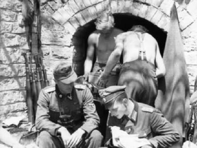 Grossdeutschland 712 0475 02 Litauisch lettische Grenze Lagebesprechung