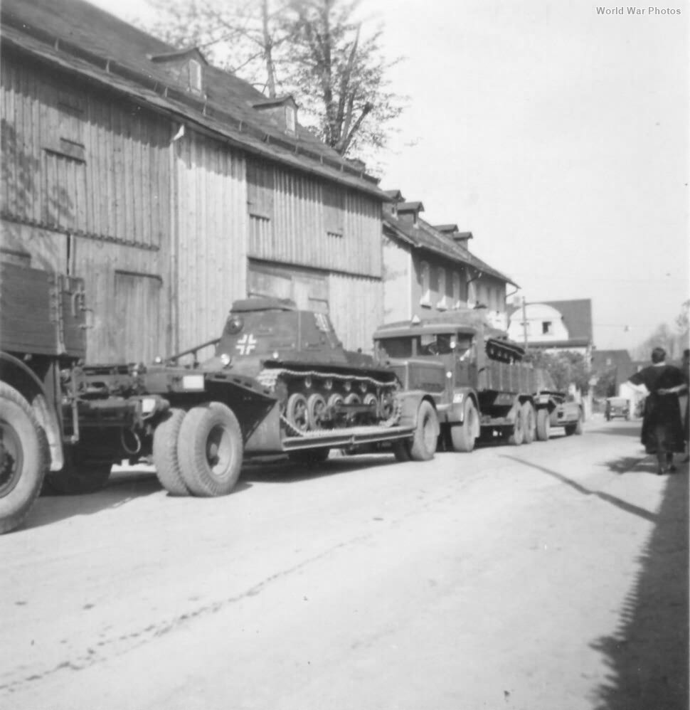 Bussing-NAG Type 900 with Sd Ah 115 1939 2