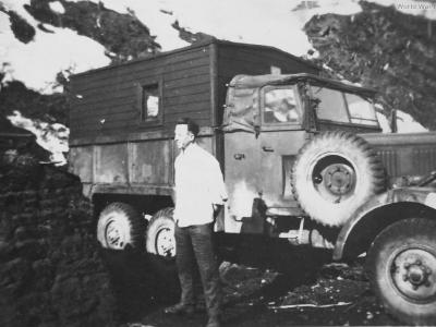 Einheits-Lkw with Kastenaufbau