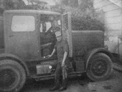 Hanomag type SS 100