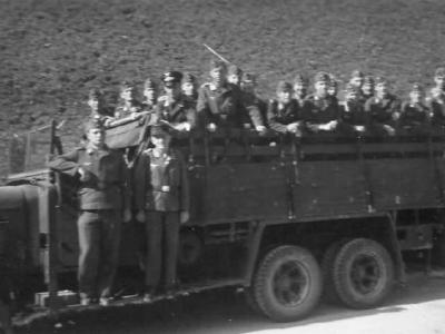 Henschel 33G wehrmacht truck photo