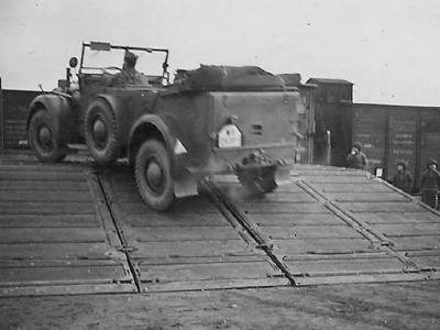 Horch 901 rail transport