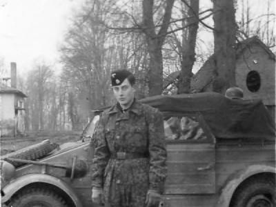 Kubelwagen and SS-mann Amiens 1944