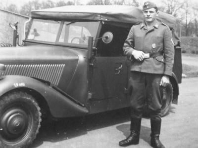 Mercedes Benz 170VK France 1942 soldier of Luftwaffe