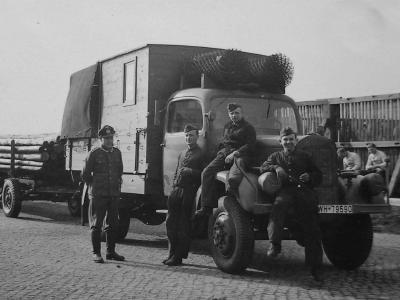 Mercedes Benz L3000 Kofferaufbau