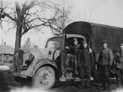 Mercedes Benz L3000 LKW truck