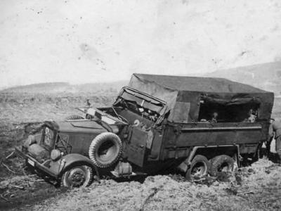 Mercedes Benz LG 3000 truck