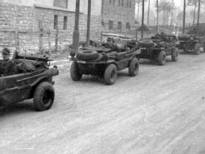 Column of Schwimmwagens