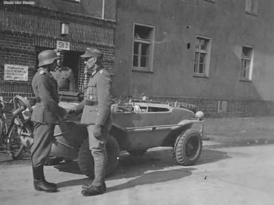 Schwimmwagen of the 34 Infanterie Division