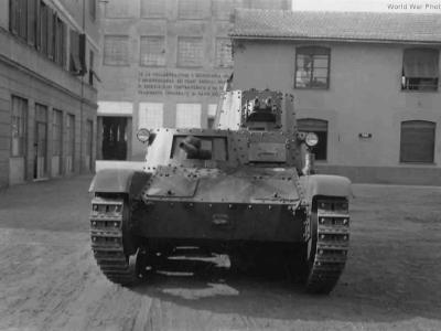 M11/39 front view