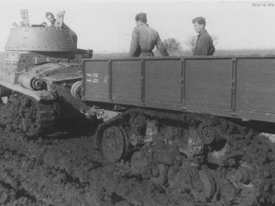 M15/42 and Viberti trailer with tracks