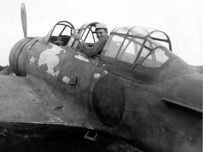 Mitsubishi A6M2-K two seat trainer
