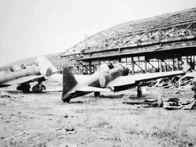 A6M and D3A 1945
