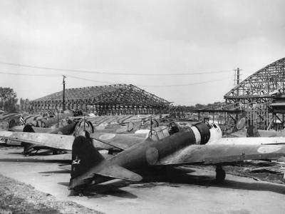Mitsubishi A6M Zero fighters